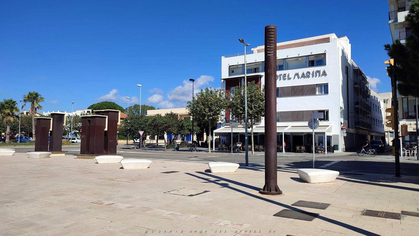 70 - Rosas - Paseo Maritime et Plage Nova.jpg
